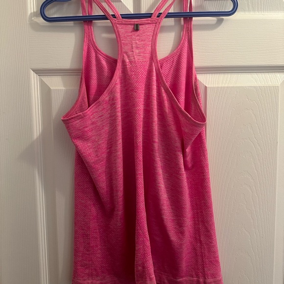Nike Tank Size Large - Picture 2 of 3